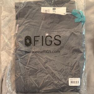 FIGS Charcoal Scrub Pants
